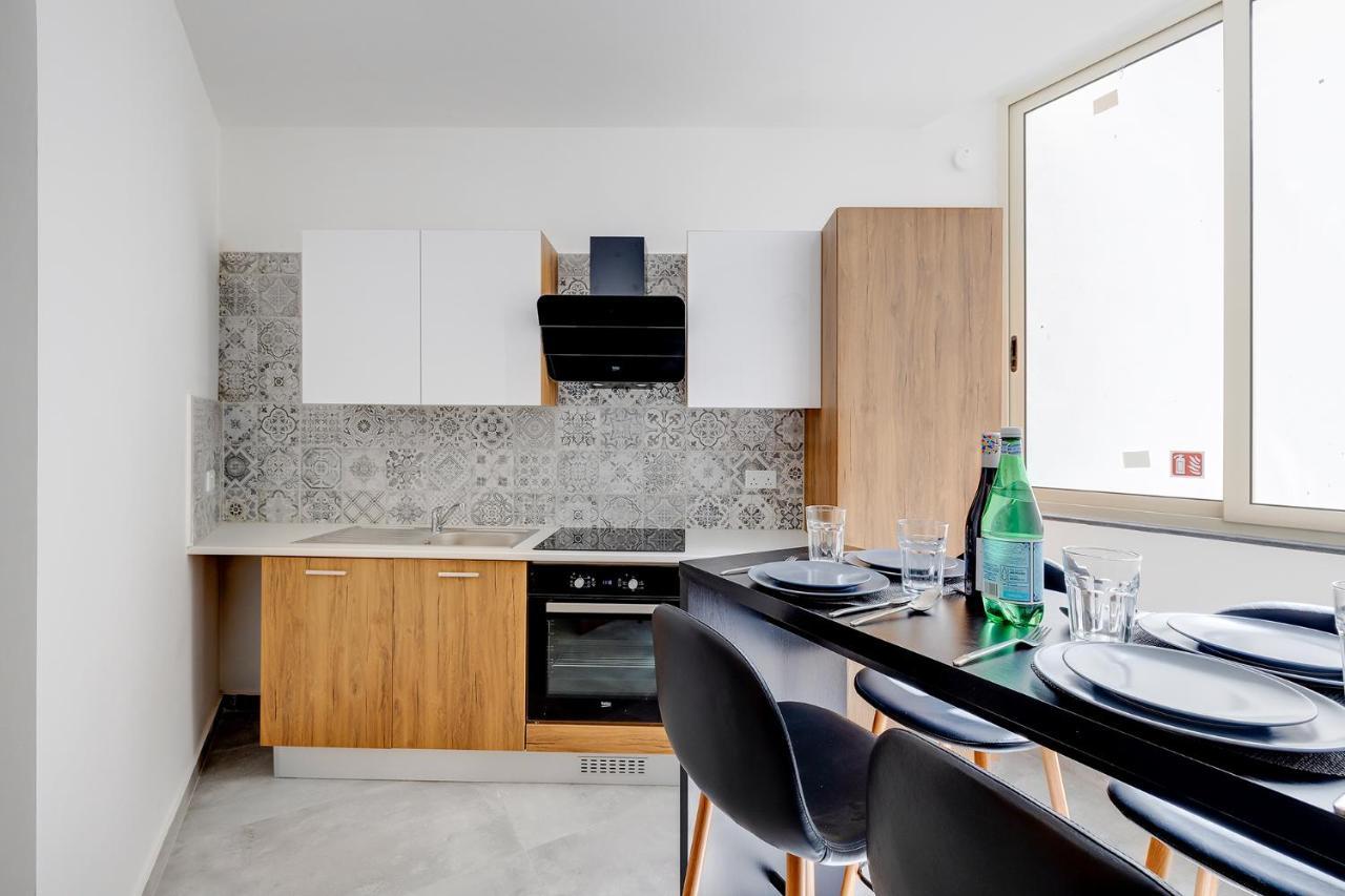 Perfect Location, Modern 2Br Apartment Слима Экстерьер фото